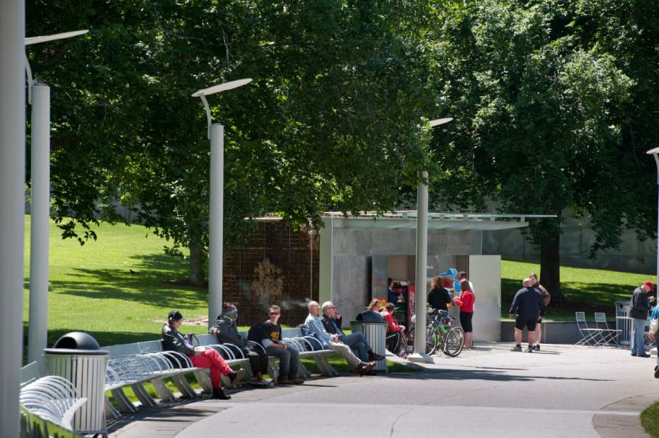 ptrLIVarchpoint7060213