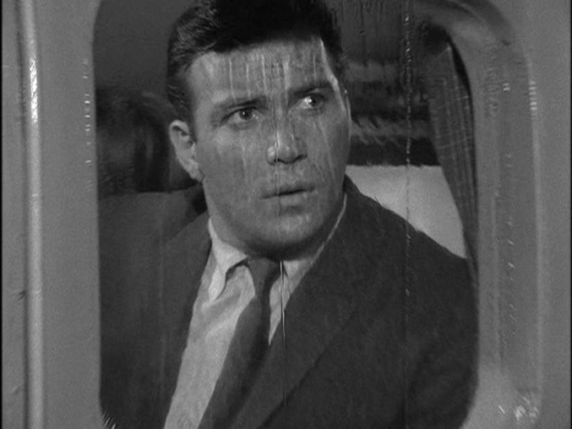 ptrLIVshatner12112512