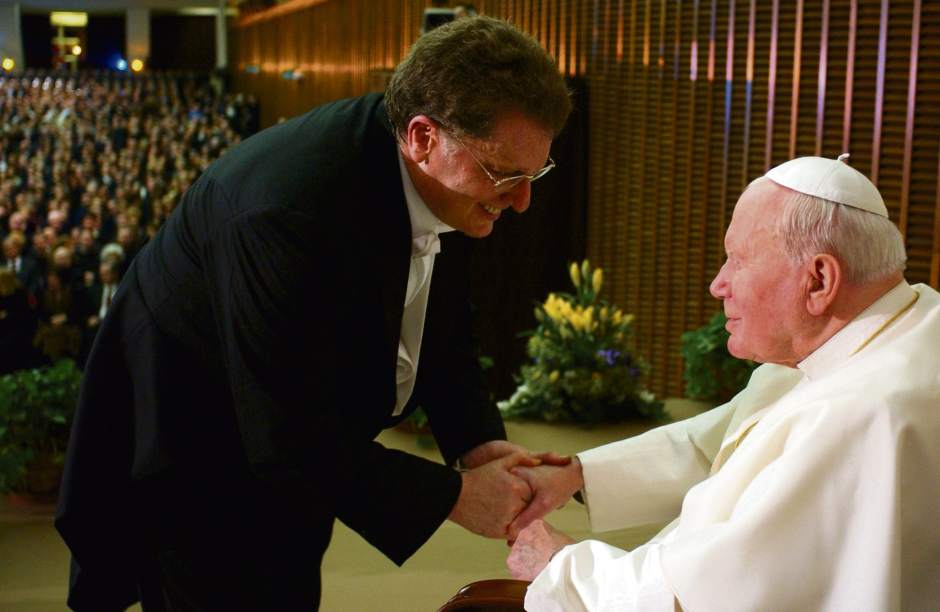 ptrLIVsymphanniv11022016