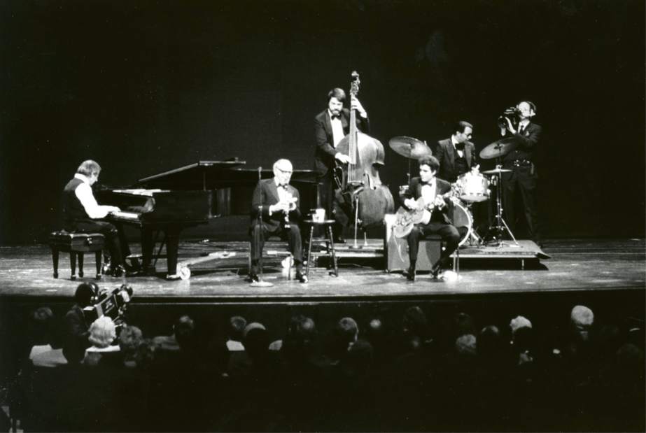 ptrLIVsymphanniv2022016