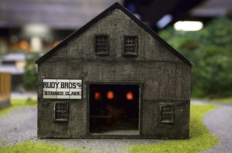 ptrLIVtrainadd5111816