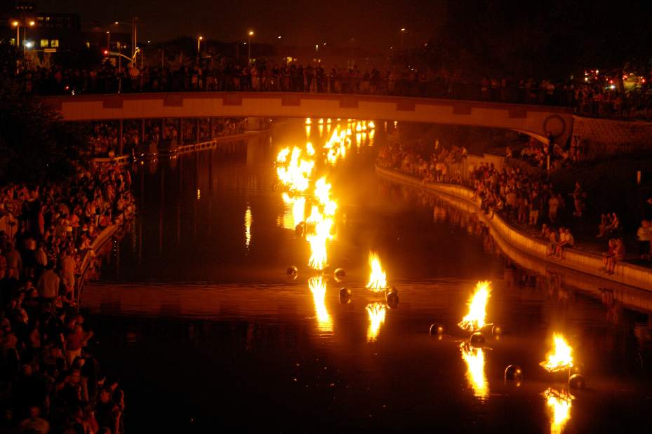 ptrLIVwaterfire3090813