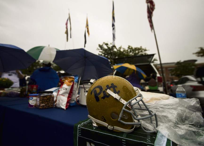 ptrPittPennStateTailgate040909182 ptrPittPennStateTailgate040909182