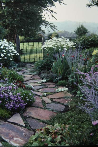 Slide 
													
													1