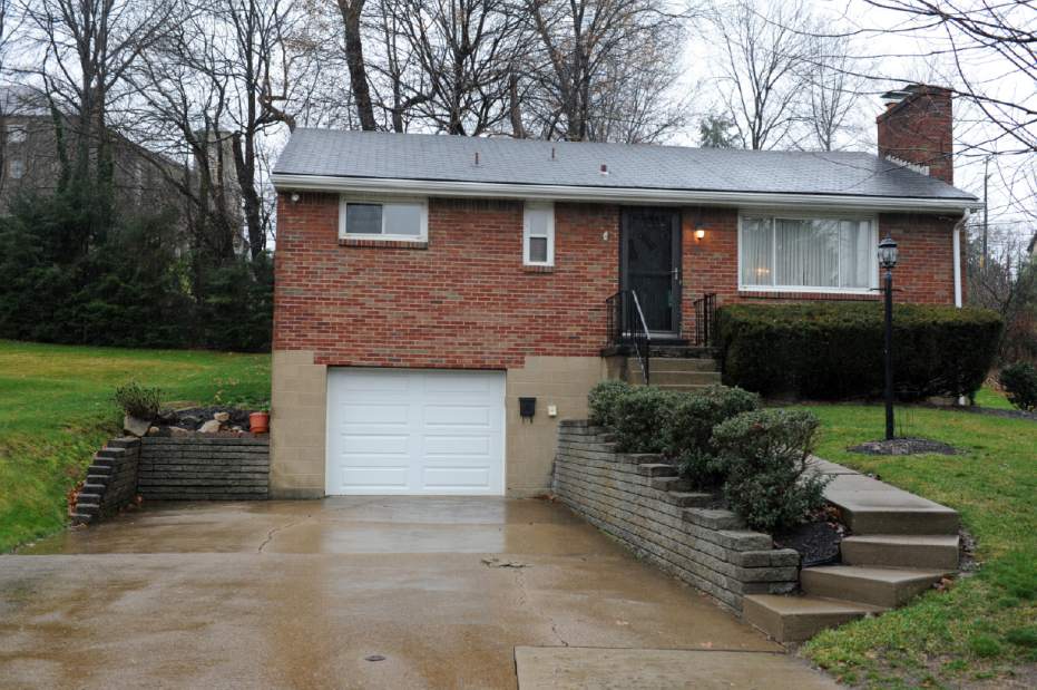 Slide 
													
													1