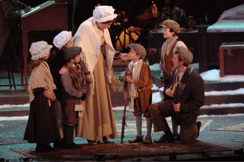 A Christmas Carol Musical Pittsburgh 2022 Pittsburgh Clo Plays 'Christmas Carol' For 22Nd Year | Triblive.com