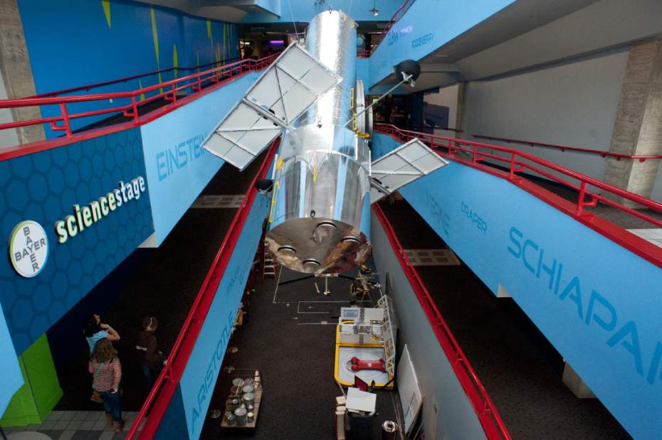 Slide 
													
													4