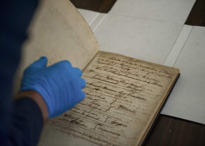 ptrarchivist04060717