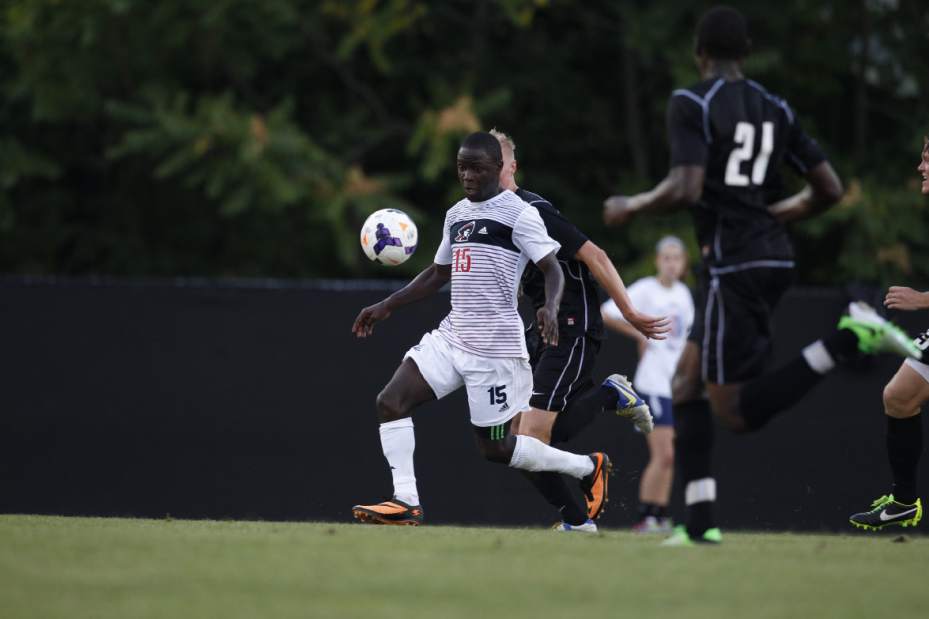 Riverhounds sign ex-Robert Morris star Neco Brett