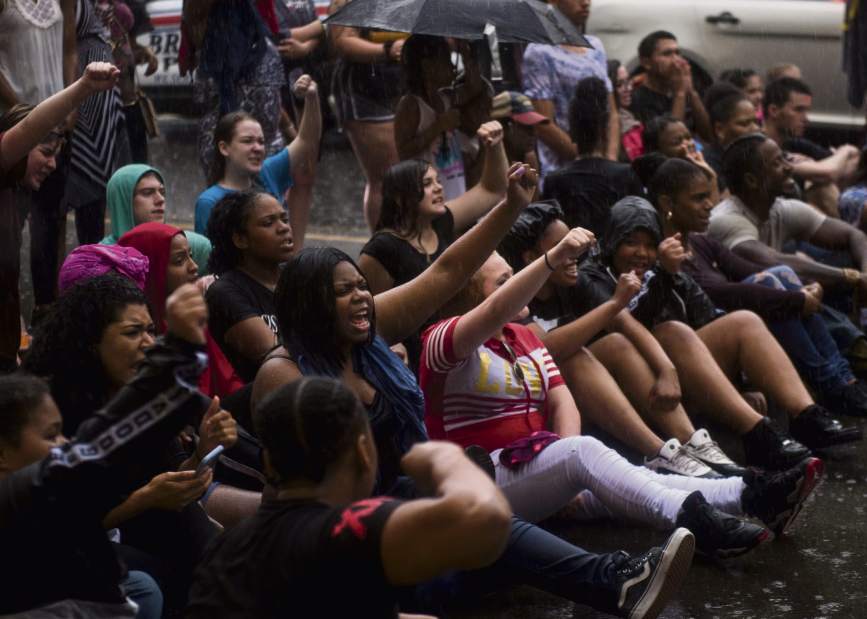ptreastpittsburghprotest217062118