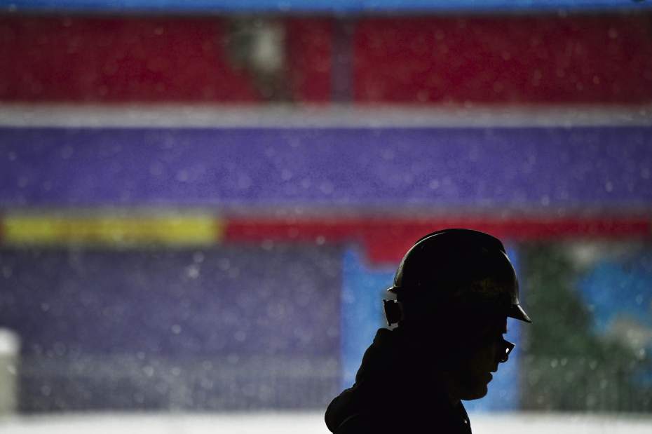 Slide 
													
													1