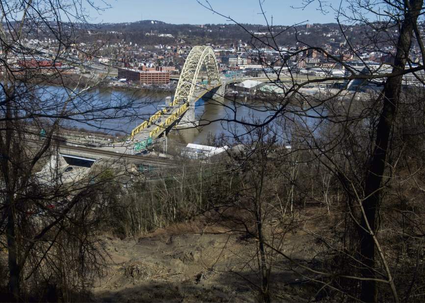 ptrlandslidefolo03022718
