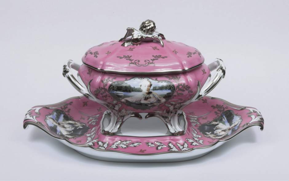 Slide 
													
													9