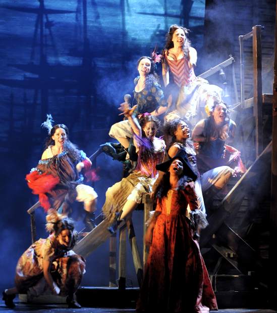 ptrlivLesMisLovelyLadies122512