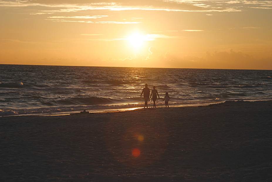 ptrlivRTsunset021013jpg