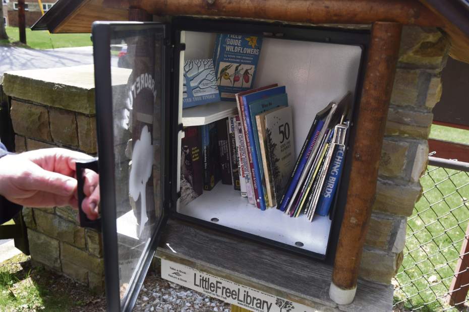 ptrlivpleasant7041516