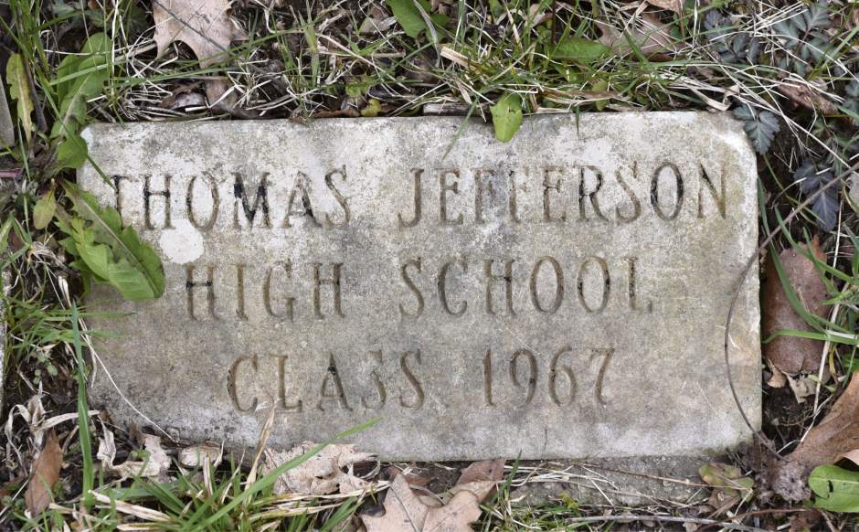 ptrlivpleasant8041516