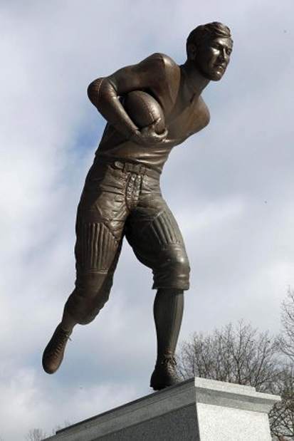 ptrlivroadtripJimThorpeStatue093012