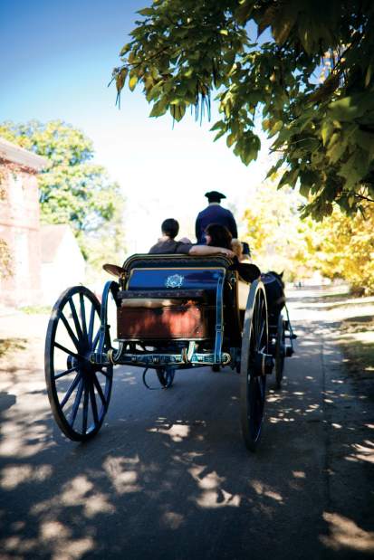 ptrlivrtCWCarriage072813