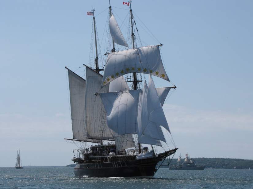 ptrlivtallshipsPeacemaker070213