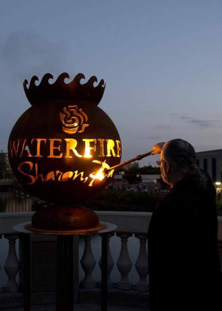 ptrlivwaterfire13090913