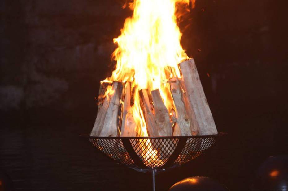 ptrlivwaterfire9090813