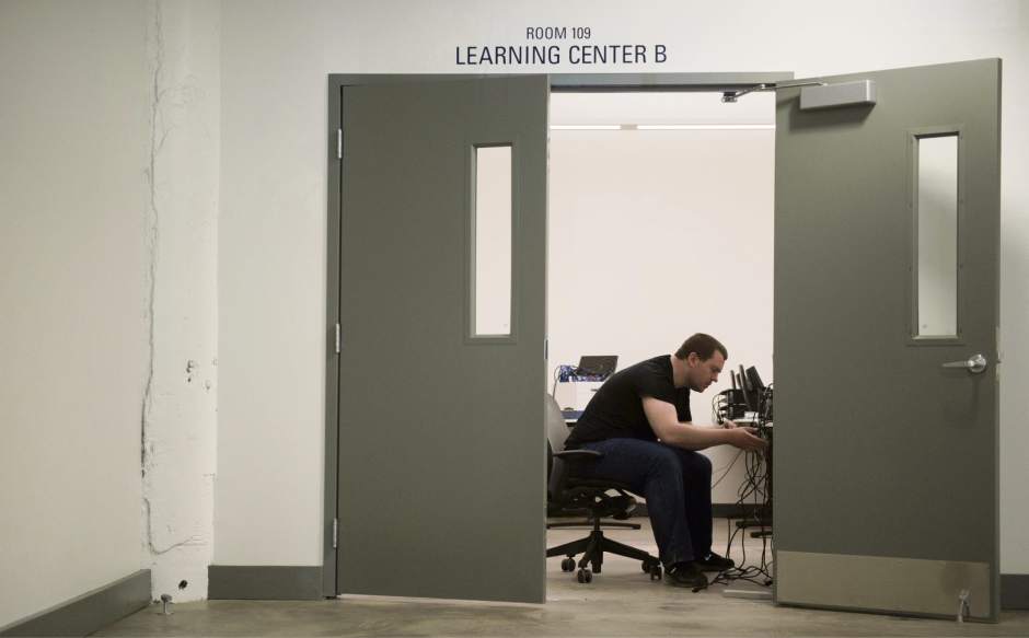 ptrmanufacture03042817