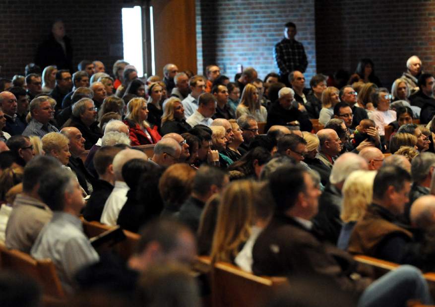ptrmegachurch03020215