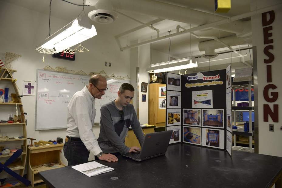 Slide 
													
													6