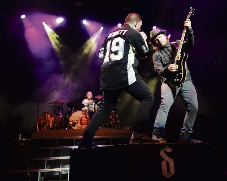 ptrshinedown22051016