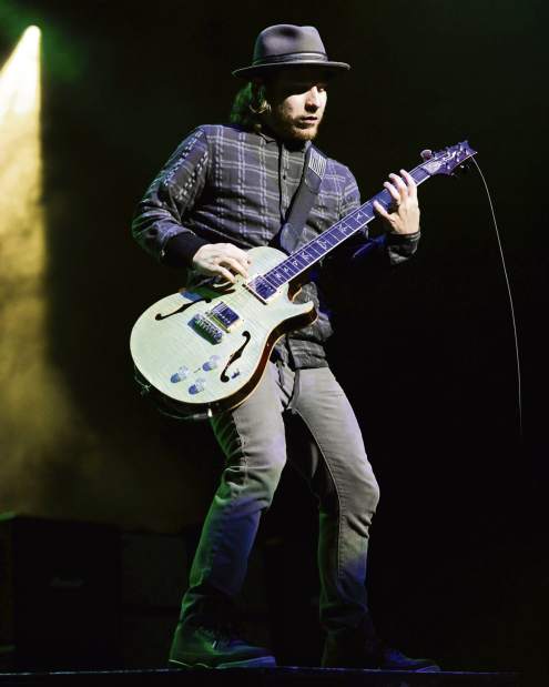 ptrshinedown31051016