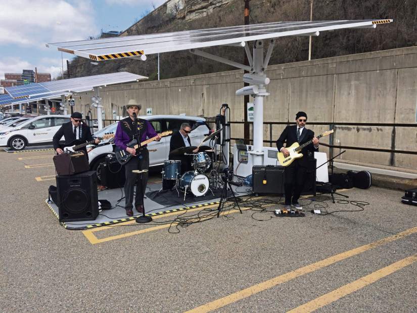 Slide 
													
													1