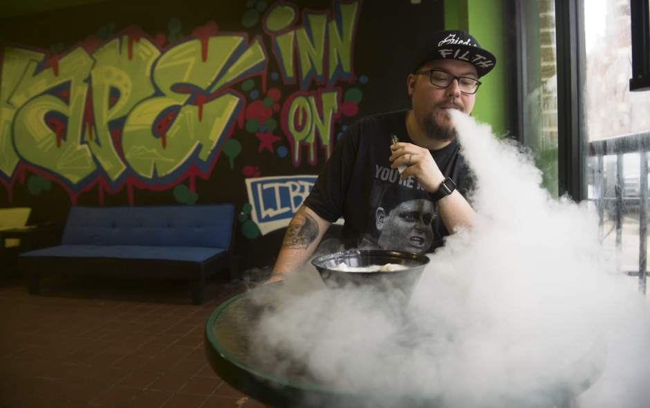ptrvaping02011417