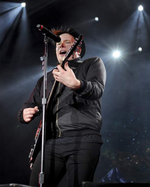 ptrwizkhalifa03070315