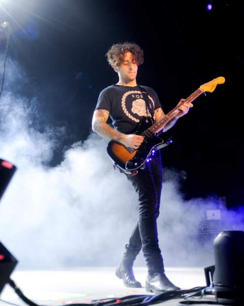 ptrwizkhalifa05070315