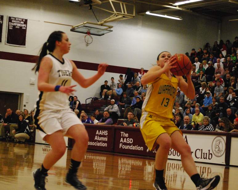 ptsPTHolliday3031413