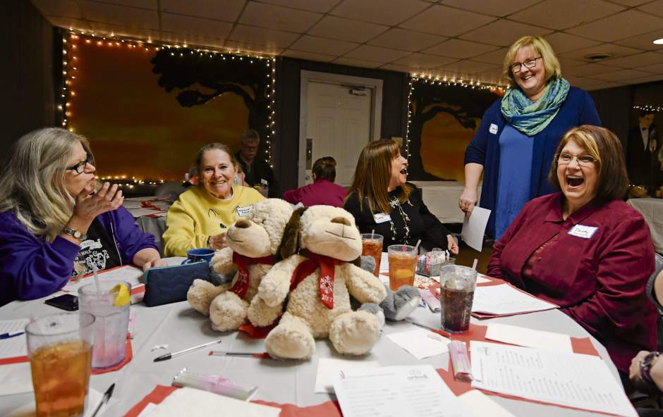 vndanimalprotectors01012818