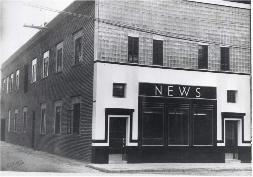 Slide 
													
													3