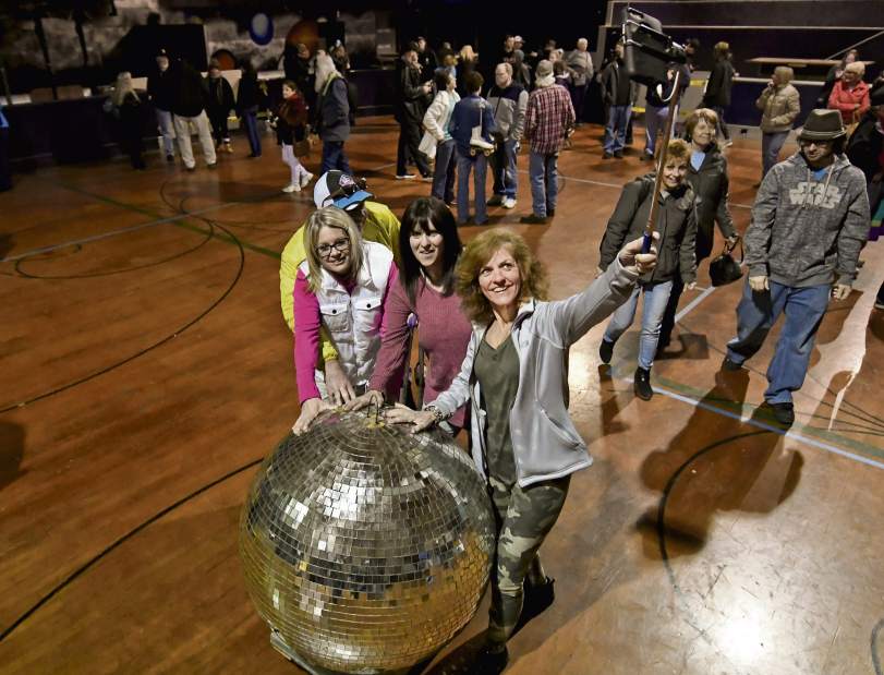 vndchesarenavisit01032517