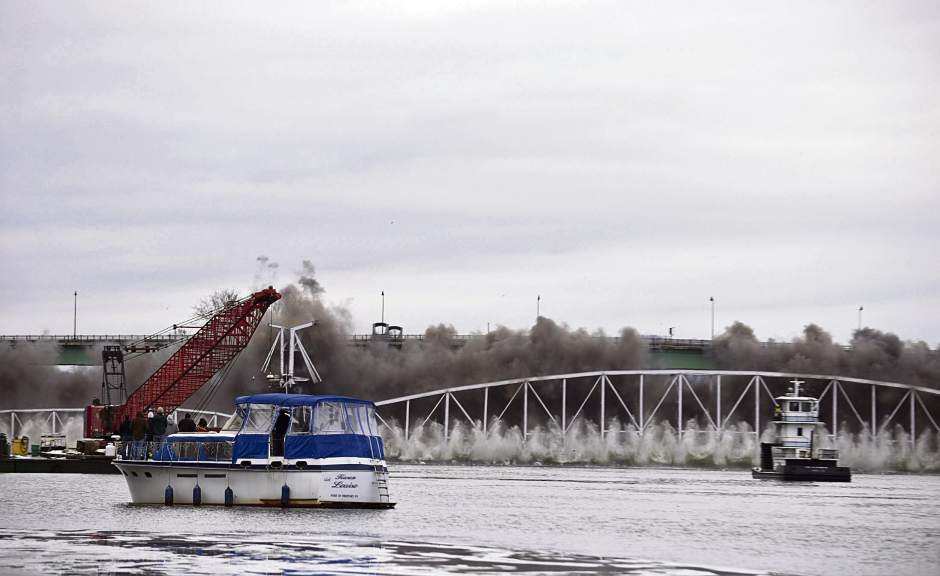 vndhultonspeicher03012716