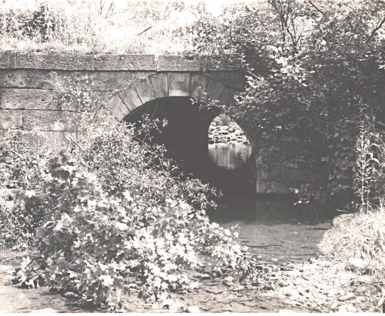 vndleechburgmarker0921173