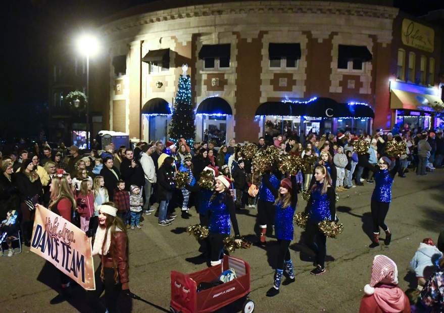 vndlovandyparade1125173