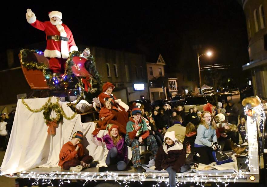 vndlovandyparade1125176