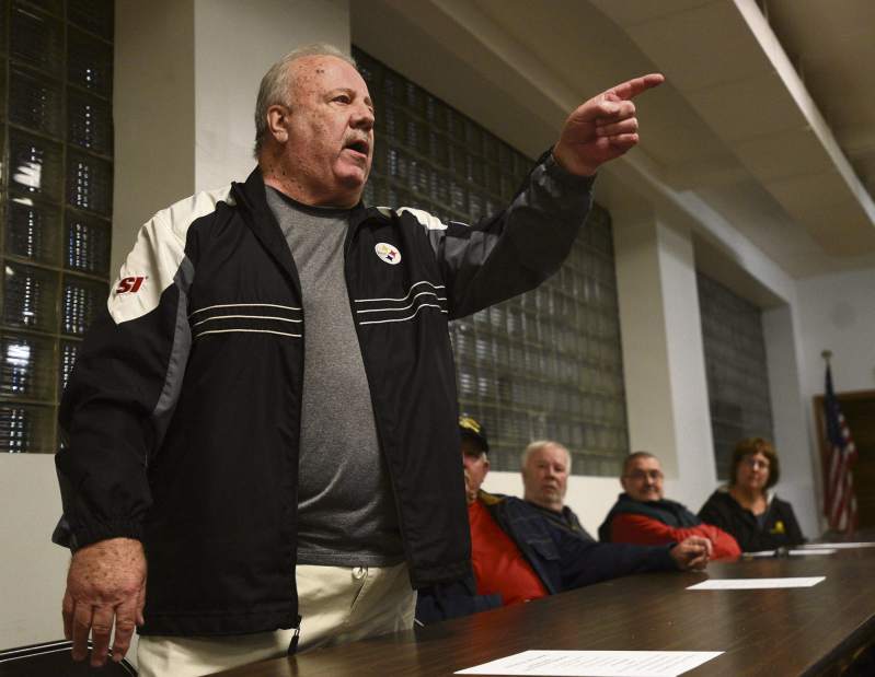 Slide 
													
													3