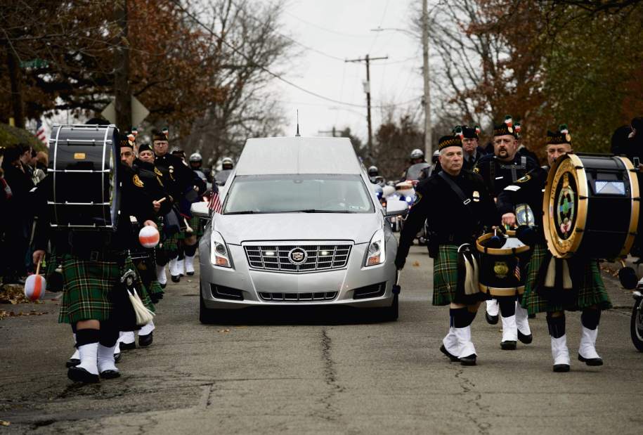 vndnofbShawFuneral501112317