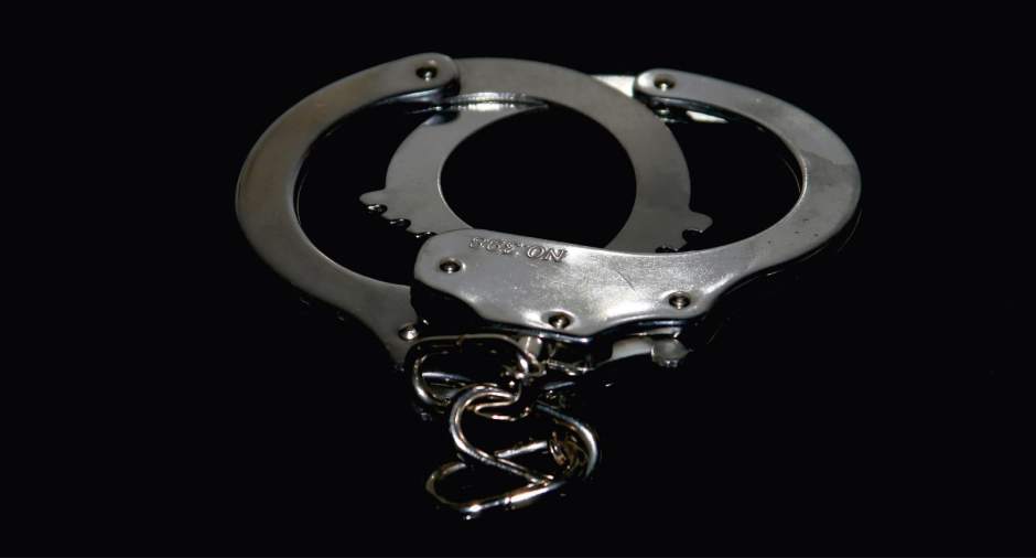 webhandcuffsdark