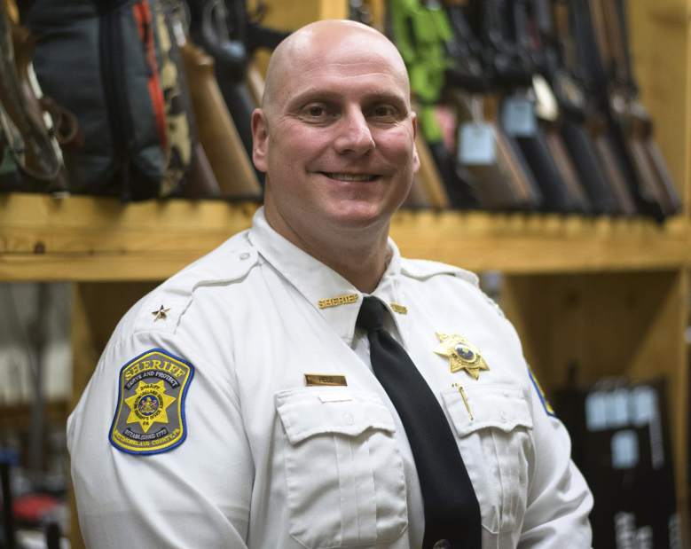 496324gtrsheriffheld022818