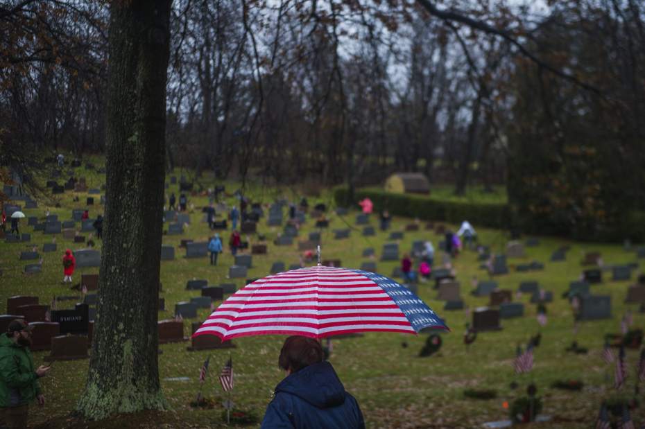 542170GTRLOwreaths6121618 542170GTRLOwreaths6121618