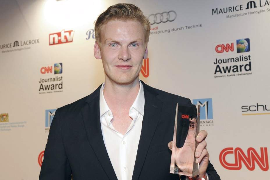 574822AP18357532104212