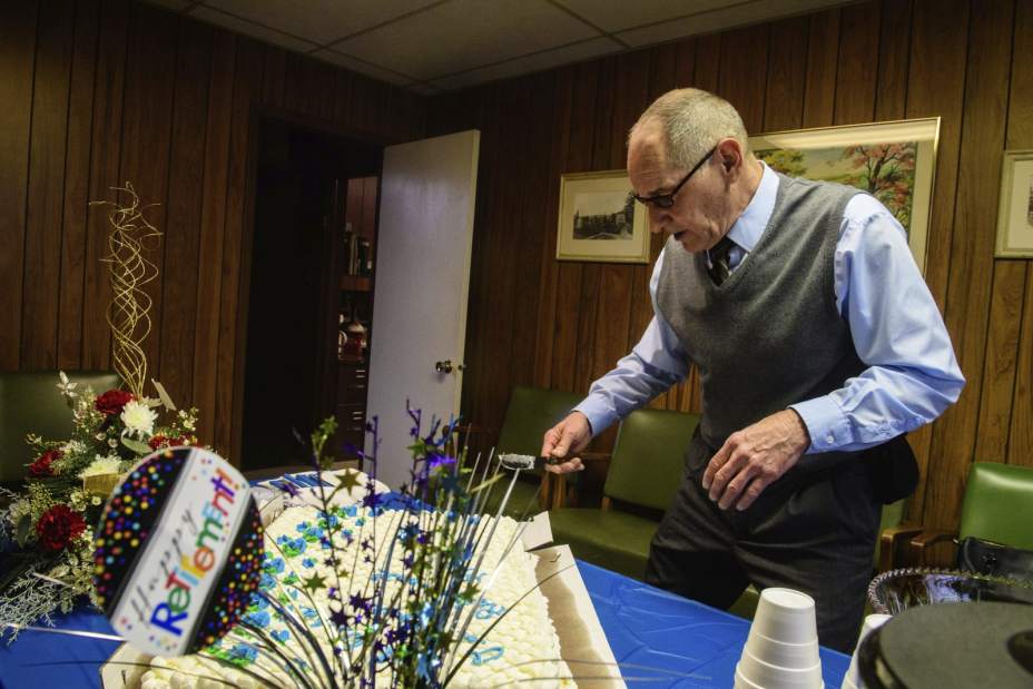 579450gtrCemeteryRetire001122918